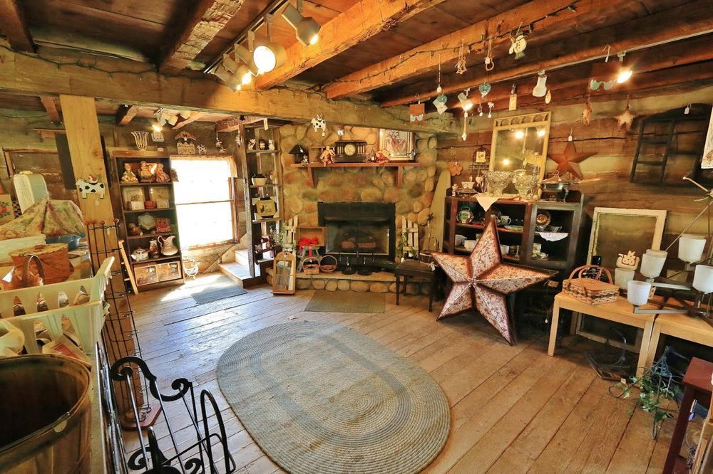 Old Log House Plantation Inc: 8656 State Route 13 NW, Somerset, OH 43783